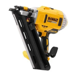 Cloueur De Charpente 18V XR (2x5,0 Ah) En Coffret - DEWALT DCN692P2-QW 13 Cloueur De Charpente 18V XR (2x5,0 Ah) En Coffret - DEWALT DCN692P2-QW -Magasin D'Outils Pour La Maison cloueur sans fil dewalt dcn692p2 qw 4