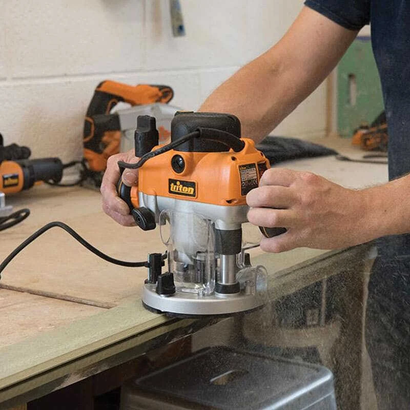 Défonceuse De Précision Bi-mode Plongeante 1400 W MOF001 - TRITON 330085 8 Défonceuse De Précision Bi-mode Plongeante 1400 W MOF001 - TRITON 330085 – Image 6