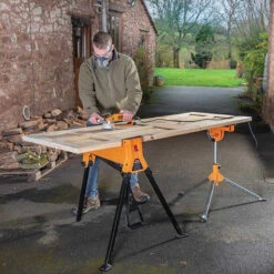 Tréteau Avec étau Portable En Acier SuperJaws SJA100E - TRITON 327323 -Magasin D'Outils Pour La Maison etau treteau portable sja100e triton 327323 4