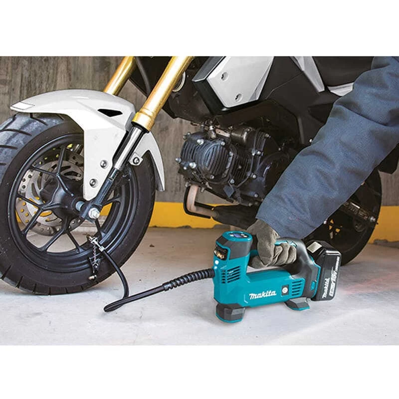 Gonfleur 18V Li-Ion (1x 5,0 Ah) - MAKITA DMP181RT 10 Gonfleur 18V Li-Ion (1x 5,0 Ah) - MAKITA DMP181RT – Image 8