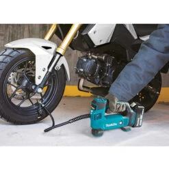 Gonfleur 18V Li-Ion (Machine Seule) - MAKITA DMP181Z -Magasin D'Outils Pour La Maison gonfleur makita dmp181z 6