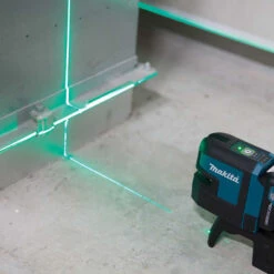 Laser Croix 12V CXT à Lignes Vertes 35 M (machine Seule) Dans Sac De Rangement - MAKITA SK106GDZ -Magasin D'Outils Pour La Maison laser croix sans fil 12v makita sk106gdz 3