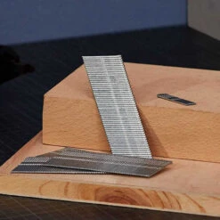 Lot De Pointes En Acier Galvanisé 1,6x38mm 16 GA 20° (2500 Pcs) - DEWALT DNBA1638GZ 8 Lot De Pointes En Acier Galvanisé 1,6x38mm 16 GA 20° (2500 Pcs) - DEWALT DNBA1638GZ -Magasin D'Outils Pour La Maison lot de pointes en acier galvanise 16x38mm 16 ga 20 2500 pcs dewalt dnba1638gz 2