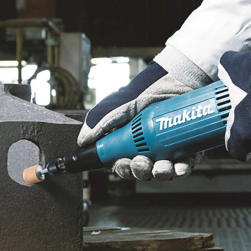 Meuleuse Droite Filaire 240 W - MAKITA GD0603 4 Meuleuse Droite Filaire 240 W - MAKITA GD0603 – Image 2