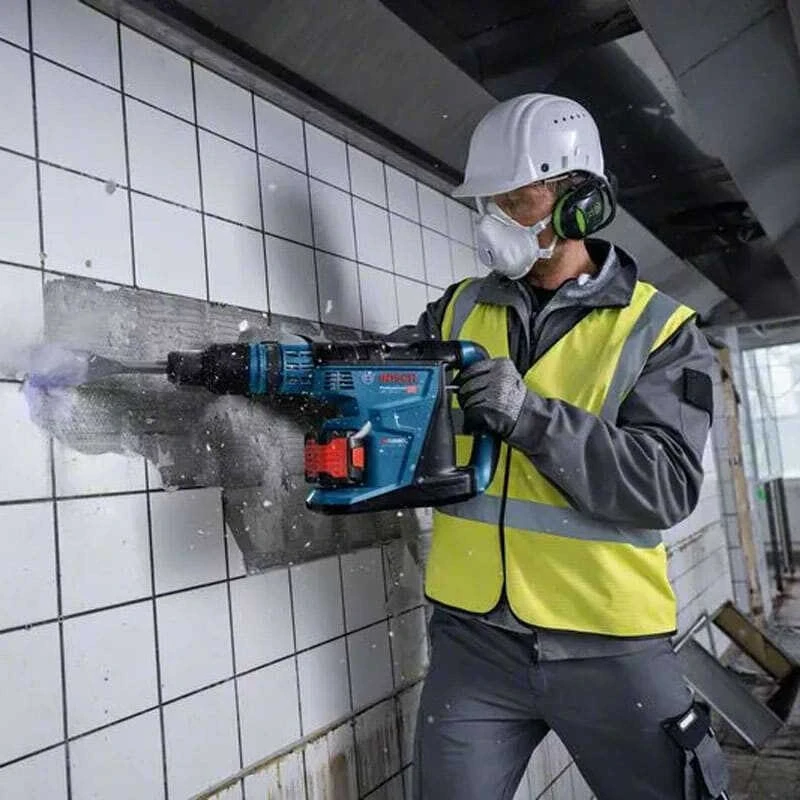 Perforateur 9J SDS-MAX 18V (2x5.5Ah) GBH 18V-40 C En Coffret - BOSCH 0611917103 4 Perforateur 9J SDS-MAX 18V (2x5.5Ah) GBH 18V-40 C En Coffret - BOSCH 0611917103 – Image 2