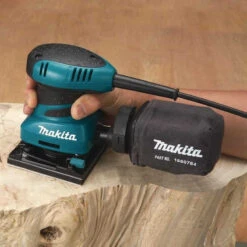 Ponceuse Vibrante 200 W - MAKITA BO4555J 13 Ponceuse Vibrante 200 W - MAKITA BO4555J -Magasin D'Outils Pour La Maison ponceuse vibrante makita bo4555j 5