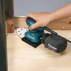 Ponceuse Vibrante 200W 112 X 190mm En Coffret MAKPAC - MAKITA BO4565J -Magasin D'Outils Pour La Maison ponceuse vibrante makita bo4565j 4