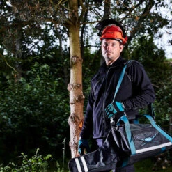 Sacoche Ultimate Pour Tronçonneuse - MAKITA E-05549 -Magasin D'Outils Pour La Maison sacoche ultimate pour tronconneuse makita e 05549 6