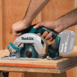 Scie Circulaire 18V LXT Ø165 Mm (Machine Seule) - MAKITA DHS680Z 7 Scie Circulaire 18V LXT Ø165 Mm (Machine Seule) - MAKITA DHS680Z -Magasin D'Outils Pour La Maison scie circulaire 18v li ion o165 mm produit seul makita dhs680z 2