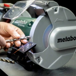 Touret à Meuler 450 W Ø 200 Mm 200 DS PLUS - METABO 604200000 -Magasin D'Outils Pour La Maison touret a meuler 450 w ds plus metabo 604200000 3