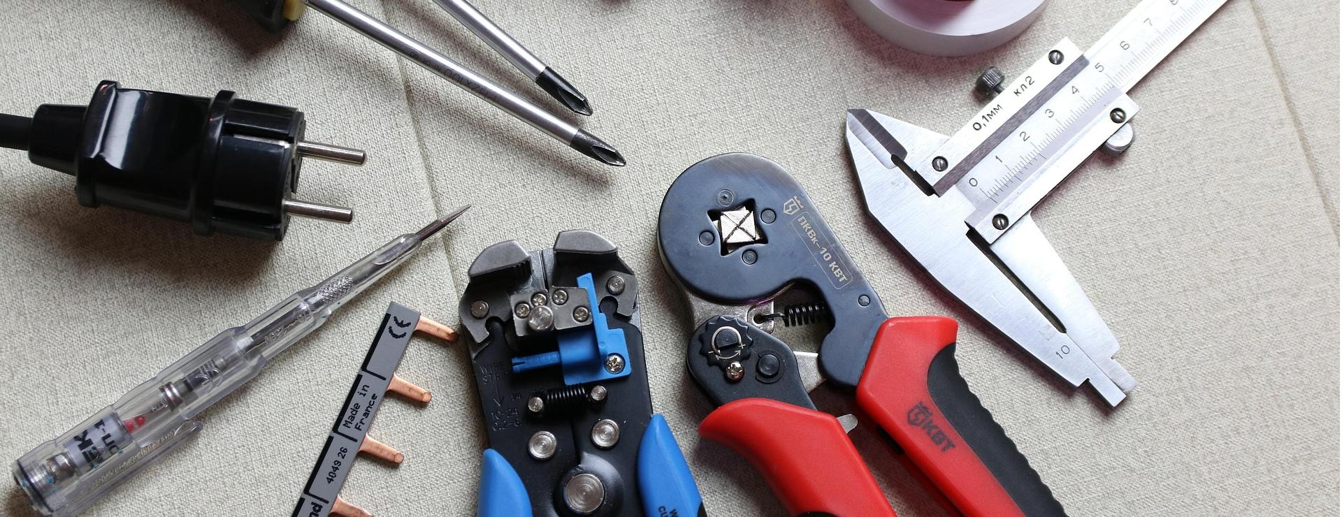 Magasin D'Outils Pour La Maison 1 Magasin D'Outils Pour La Maison -Magasin D'Outils Pour La Maison electrician 3273340 1920